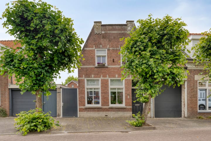 Zandheuvel 44 in Oosterhout