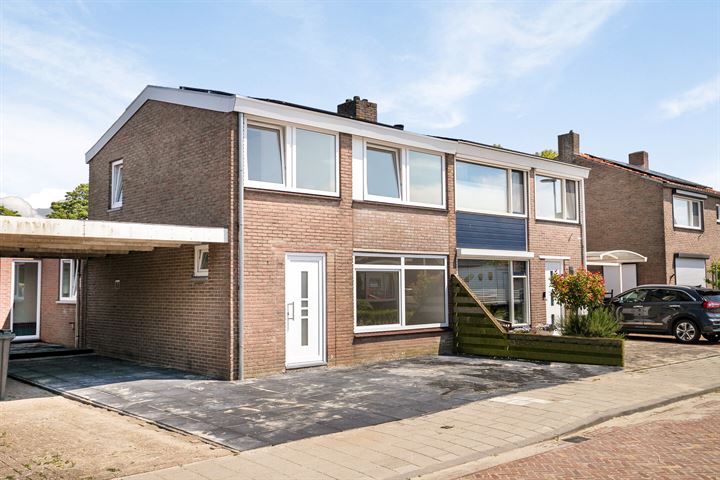 Zandkreekstraat 5 in Lewedorp