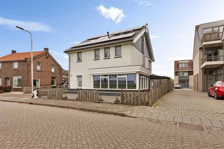 Zandsedwarsstraat 19 in Huissen
