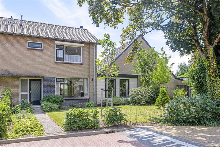 Zandsedwarsstraat 8 in Huissen