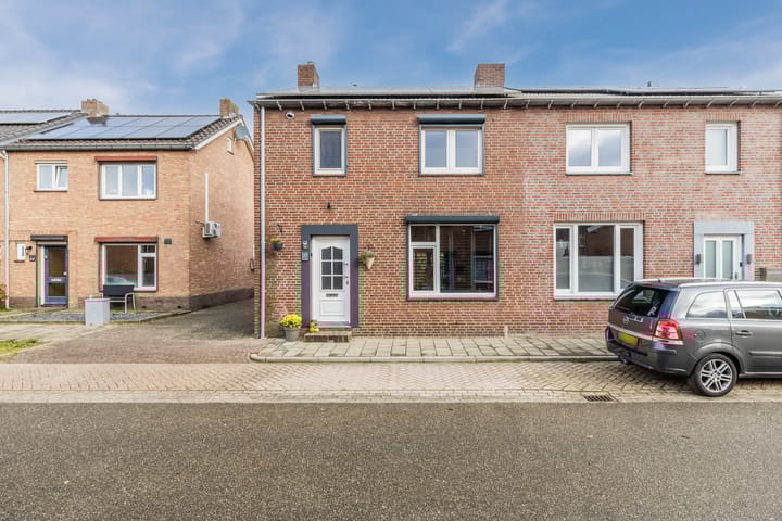 Zandstraat 27 in Belfeld