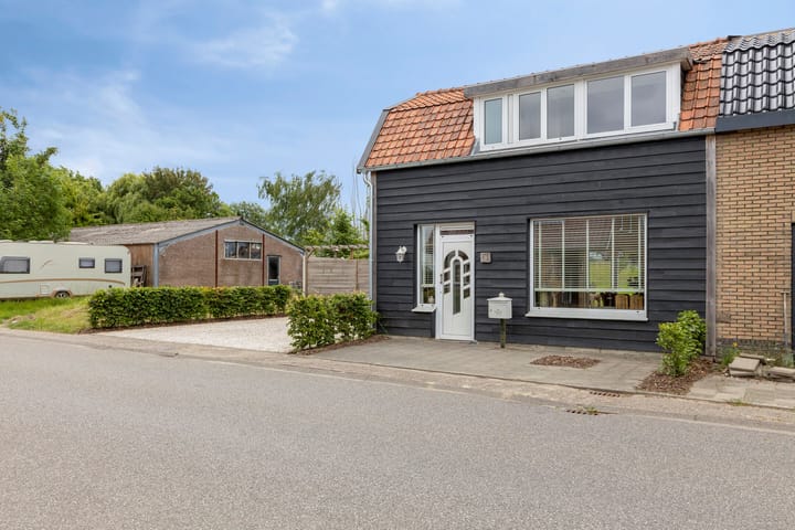 Zandstraat 79 in Sas van Gent