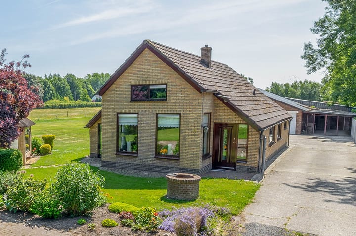Photo of property Zandstroom A 15, Blijham