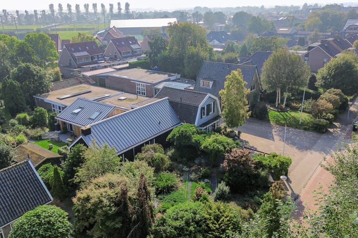 Zandvaart 142 in Breezand