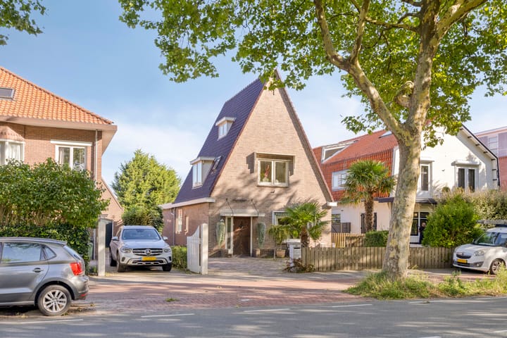 Zandvoortselaan 301 in Bentveld Foto