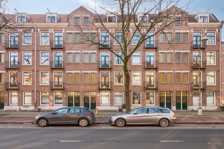 Zeeburgerdijk 76-2 in Amsterdam