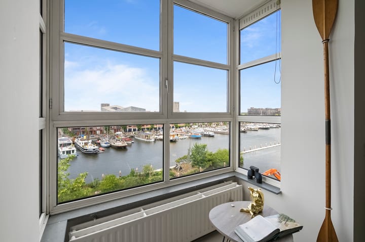 Zeeburgerkade 114 in Amsterdam