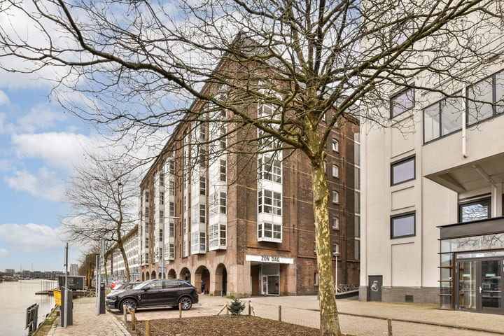 Zeeburgerkade 130 in Amsterdam foto