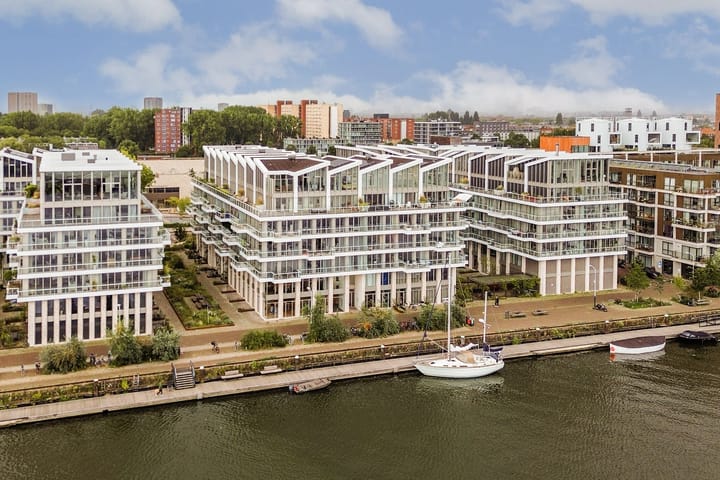 Zeeburgerkade 932 in Amsterdam foto