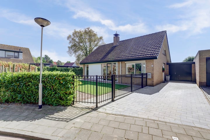 Photo of property Zeedahliaweg 24, Renesse