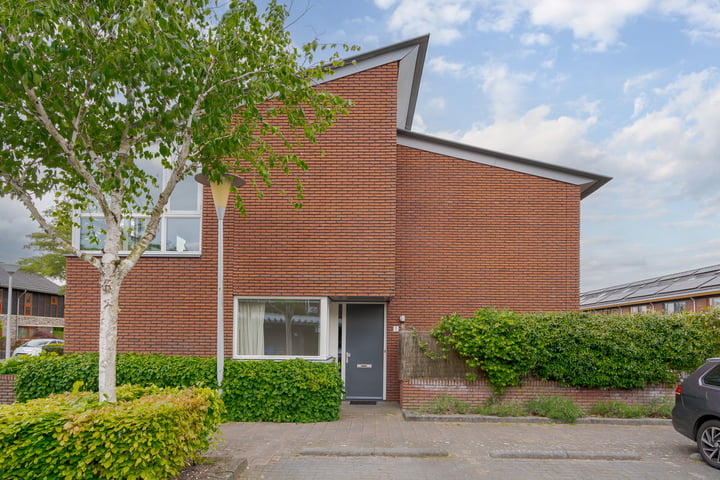 Zeegstraat 1 in Zwolle