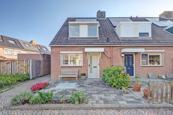 Zeehondenplaat 1, Zierikzee Photo of property Zeehondenplaat 1, Zierikzee