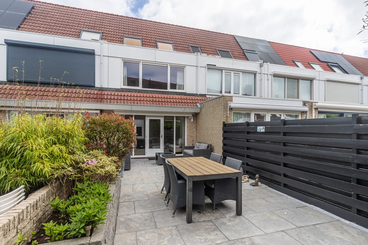 Photo of property Zeekoet 35, Monster