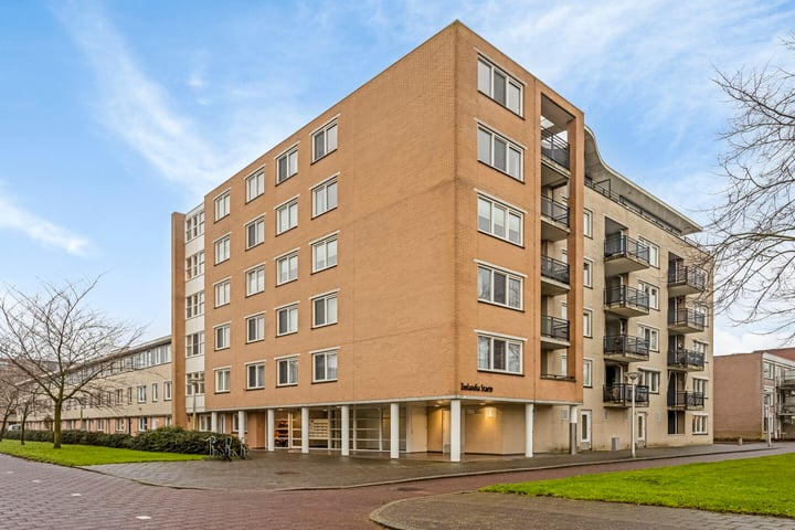 Zeelandiahoeve 130 in Amstelveen