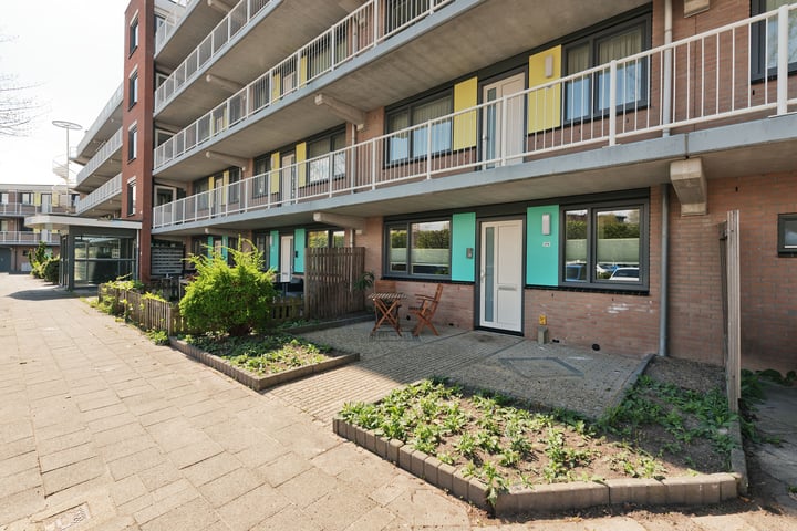 Zeelandiahoeve 279 in Amstelveen