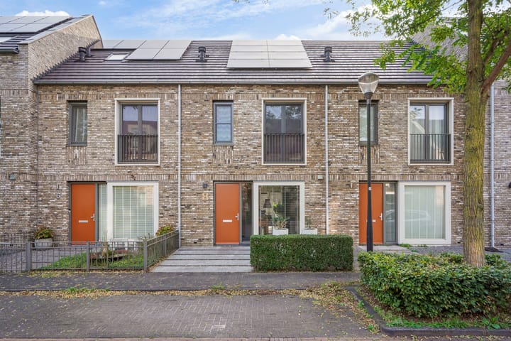 Zeelststraat 8 en Tilburg foto