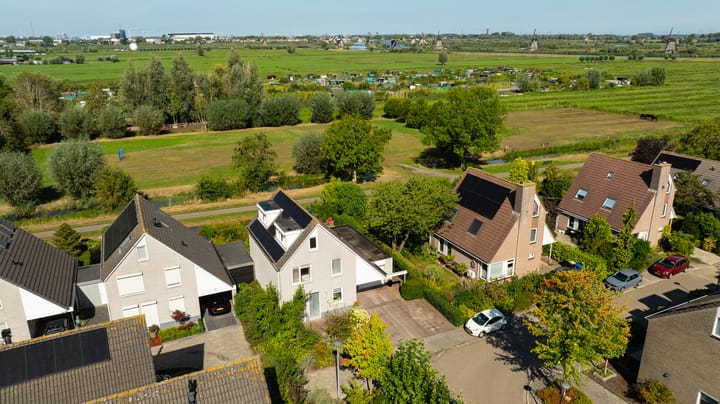 Zeelt 120 in Alblasserdam