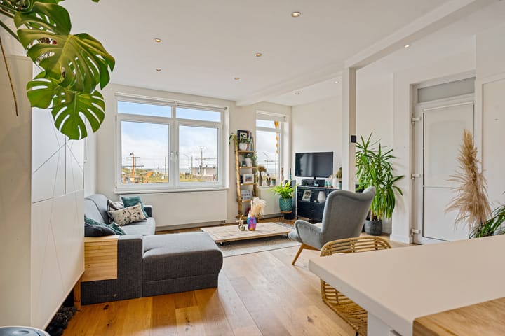 Zeeruststraat 208 in 's-Gravenhage photo