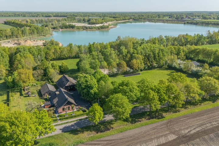 Photo of property Zeijerstroeten 22, Ubbena
