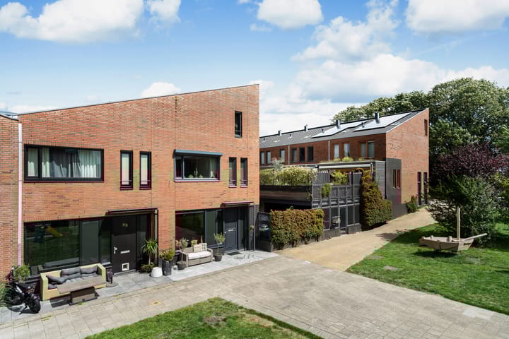 Zellingstraat 84 in Pernis Rotterdam