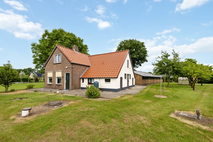 Zennepweg 21 in Lemelerveld