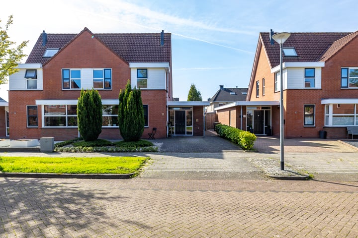 Photo of property Zevenbruggetjesweg 11, Bedum