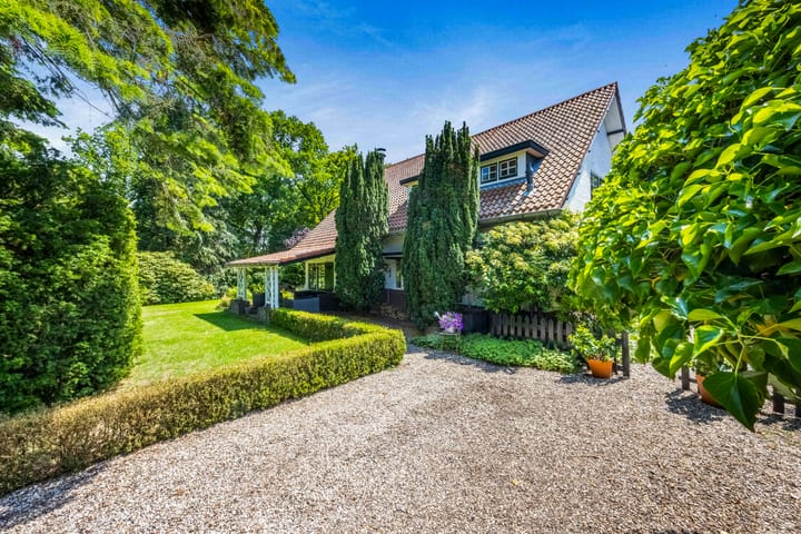 Photo of property Zevenenderdrift 72, Laren
