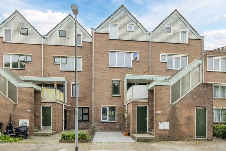 Zevenkampse Ring 588 in Rotterdam
