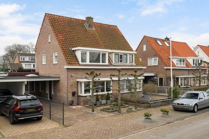 Photo of property Zilkerduinweg 136, De Zilk