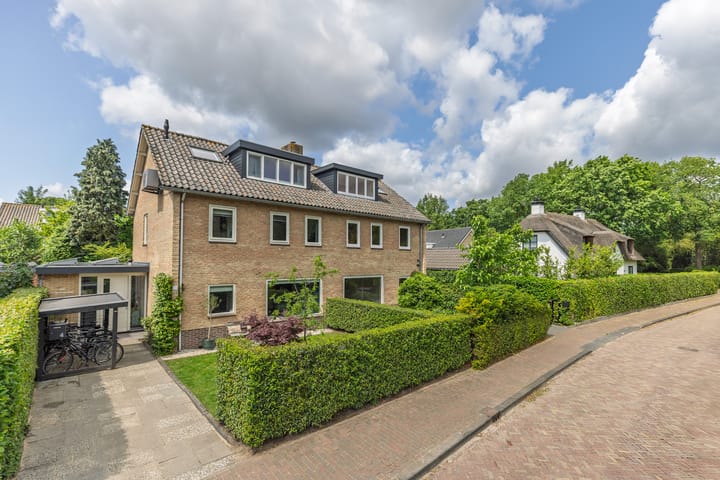 Zingerskamp 4 in Laren