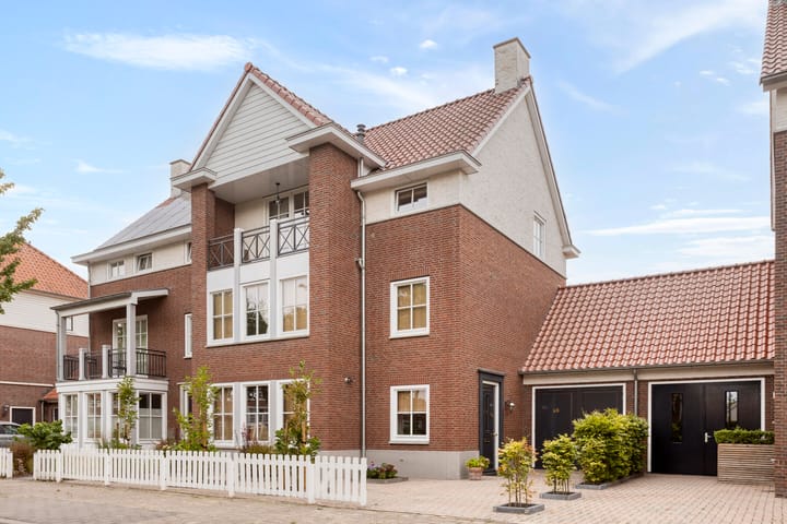Photo of property Zoerbeemden 15, Helmond