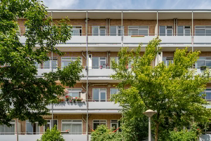 Zomerdijkstraat 10-2 in Amsterdam