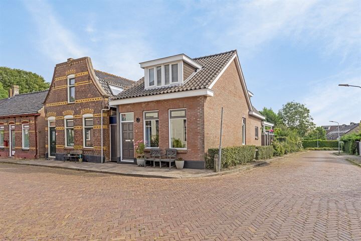 Zomerstraat 5 in Ellewoutsdijk