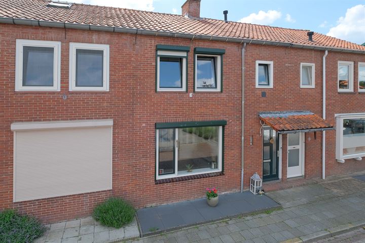 Zonnebloemstraat 23 in Nijverdal