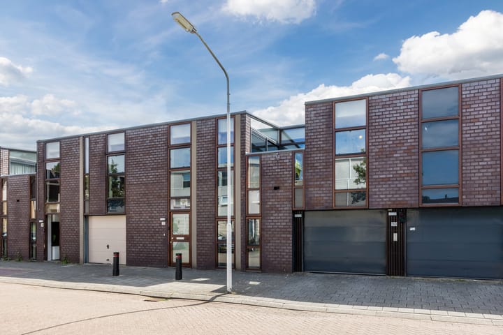 Zonnebloemstraat 32 in Papendrecht