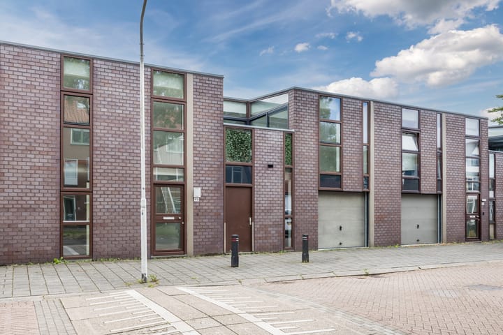 Zonnebloemstraat 46 in Papendrecht