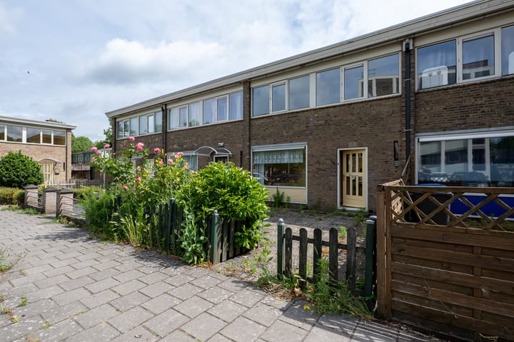 Zonnedauwhoek 4 in Zaandam