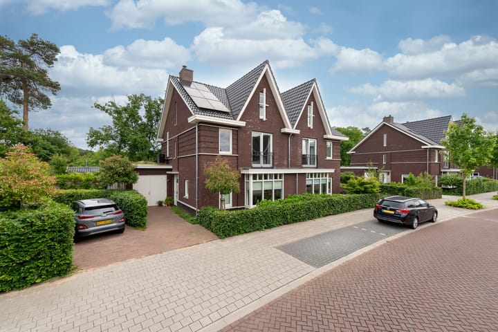 Zonnelaan 272 in Huis ter Heide