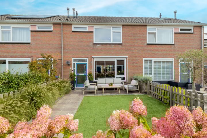 Photo of property Zoutmanstraat 11, Maasdijk