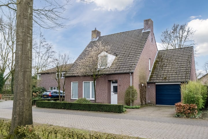 Photo of property Zr. Reinildislaan 16, Eersel
