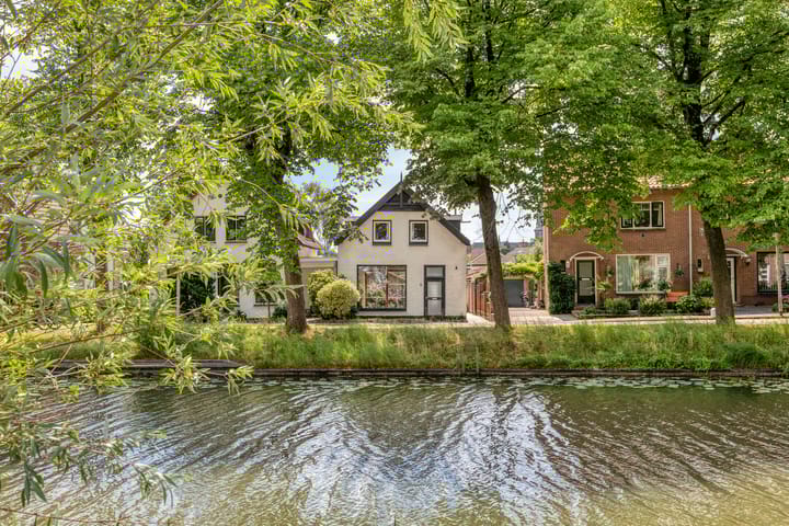 Photo of property Zuid-Linschoterkade 8, Oudewater