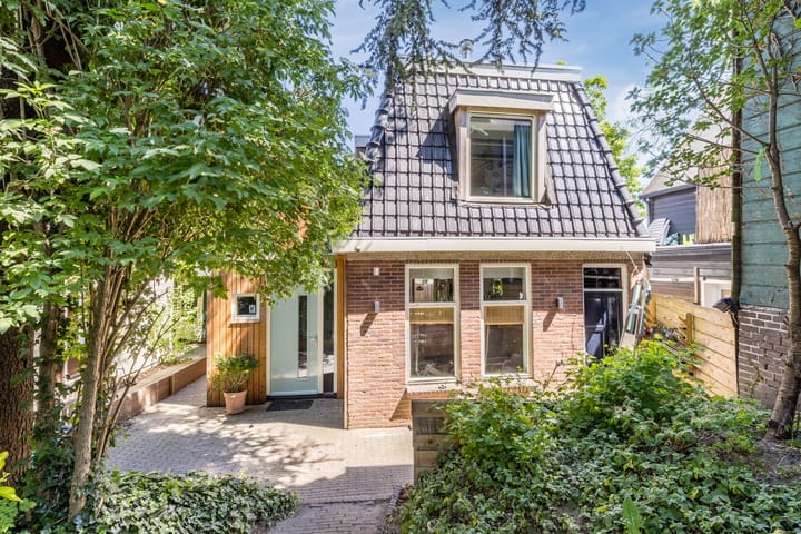 Foto van woning Zuiddijk 237, Zaandam
