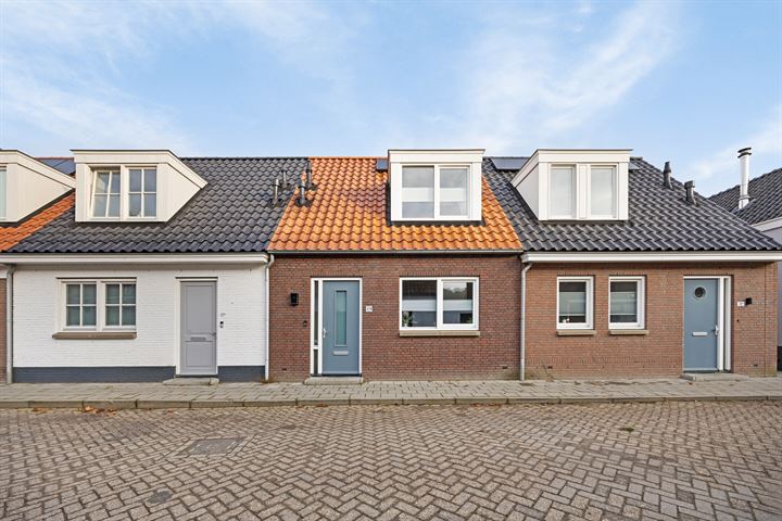 Zuiddijk 39 in Langeweg