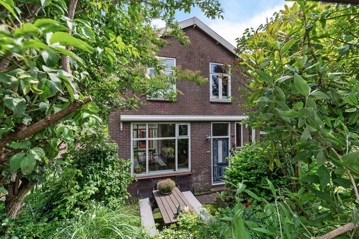 Zuiddijk 411 in Zaandam