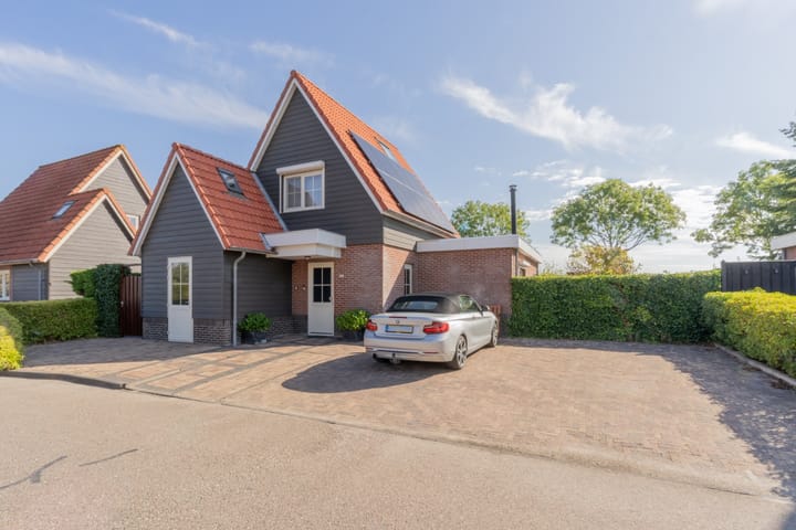 Zuiddijk 61a-121 in Oude-Tonge