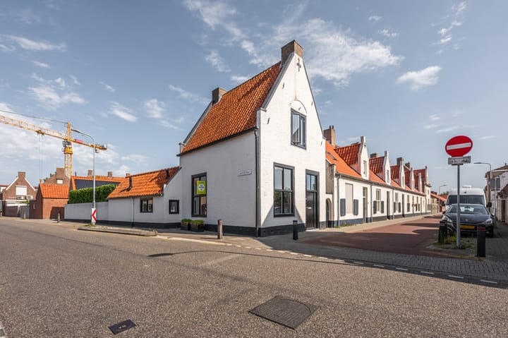 Photo of property Zuiddijkstraat 11, Sluis