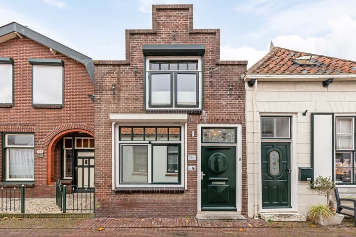 Zuiddijkstraat 20 in Brouwershaven