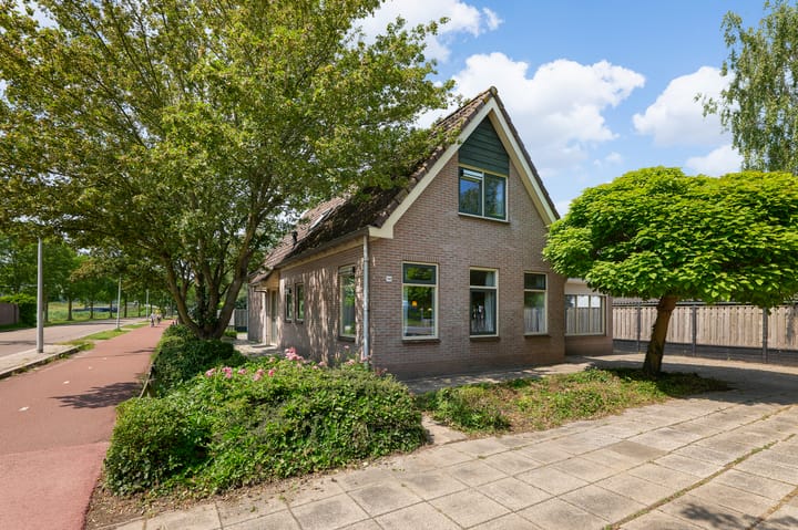 Zuideinde 114 in Landsmeer