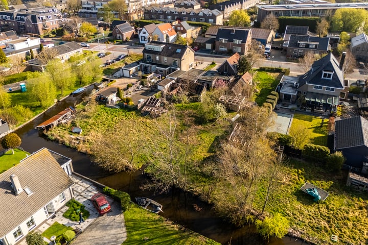 Photo of property Zuideinde 72, Oostzaan