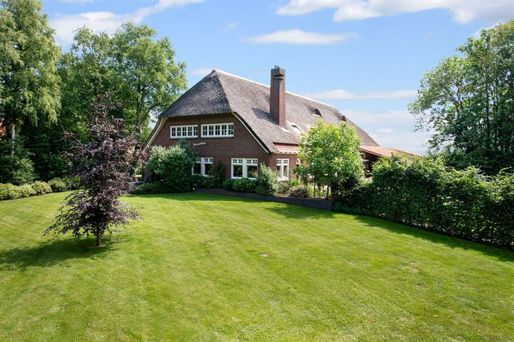 Zuiderdiep 309 in Valthermond Foto